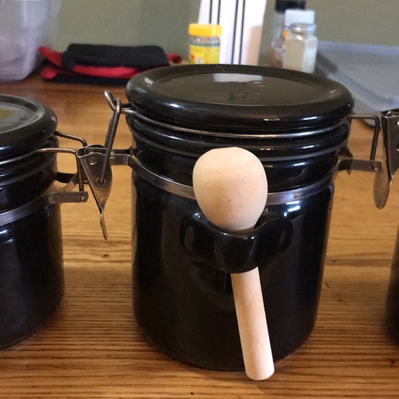 4 black containers for your kitchen. - Picture 7 of 15